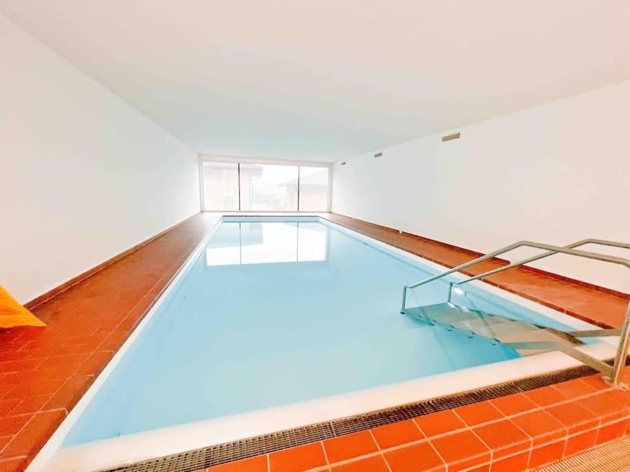 Bright Tiny Studio - Shared Pool & Sauna - Free Parking - Air Condition Muralto Exteriér fotografie
