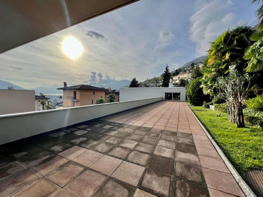 Bright Tiny Studio - Shared Pool & Sauna - Free Parking - Air Condition Muralto Exteriér fotografie